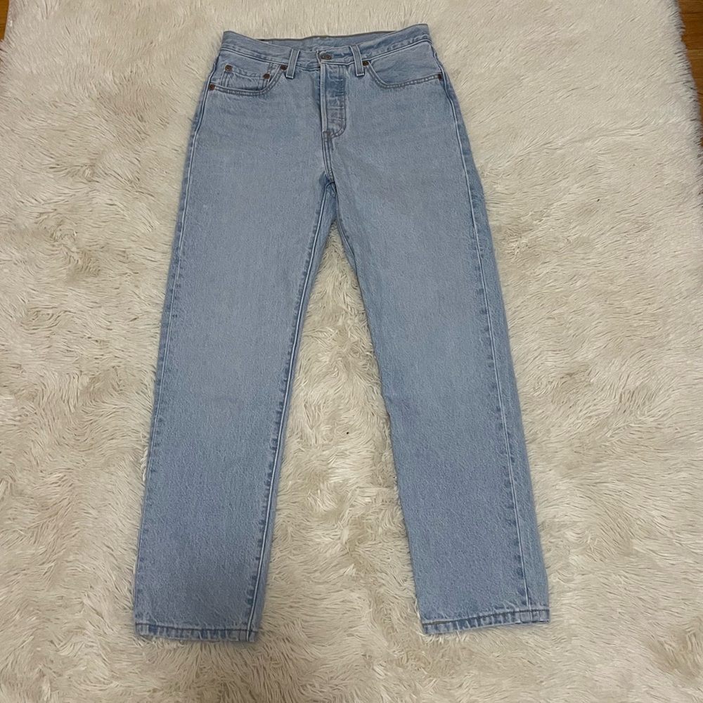 Levi 501 Cropped